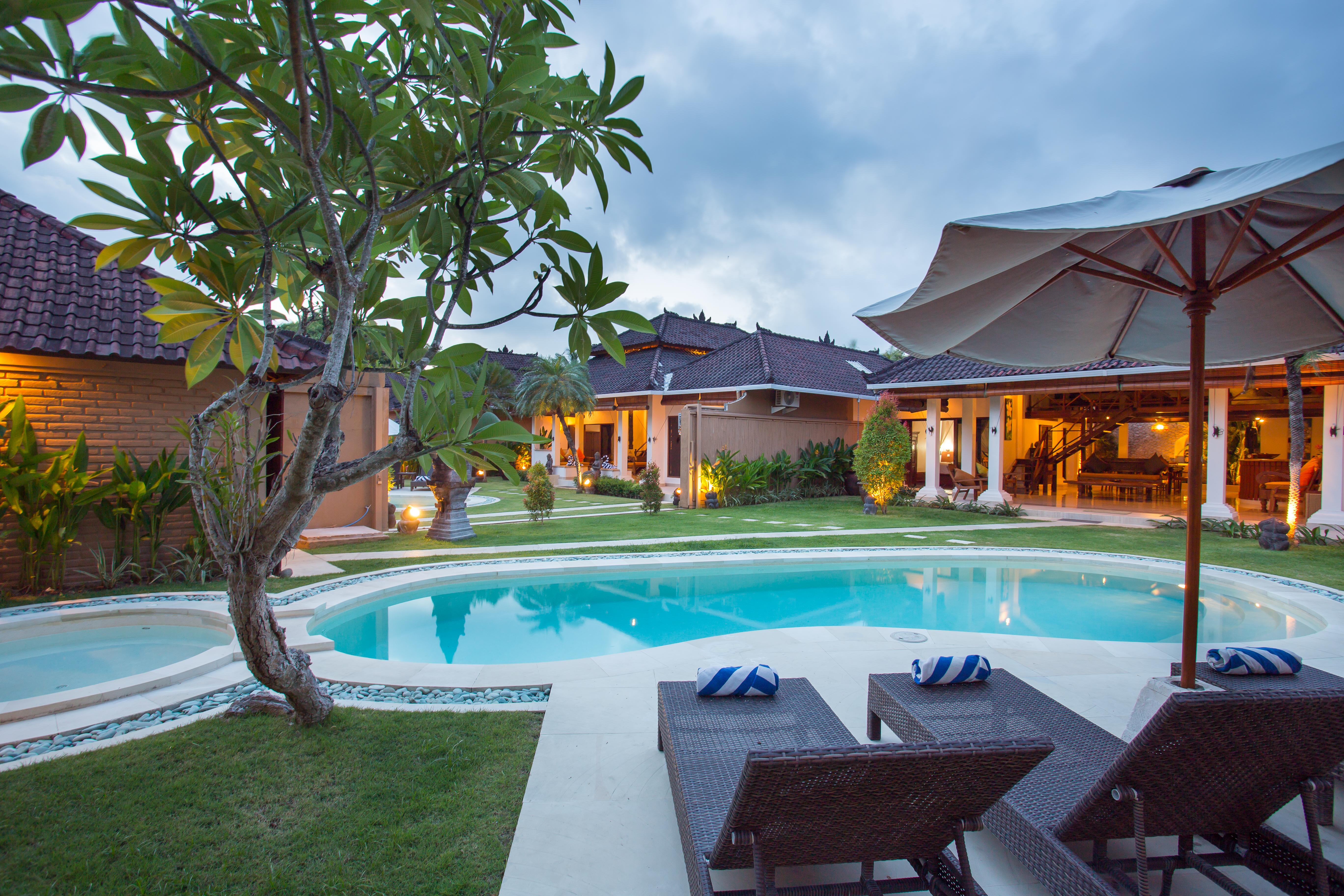 Dyana Villas Seminyak Exterior foto